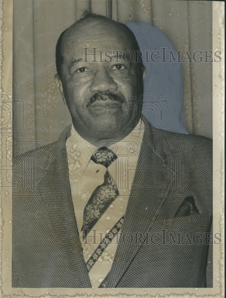 1974 Press Photo Reverend M. C. Barrett, Pastor of Enon United Methodist Church-Historic Images