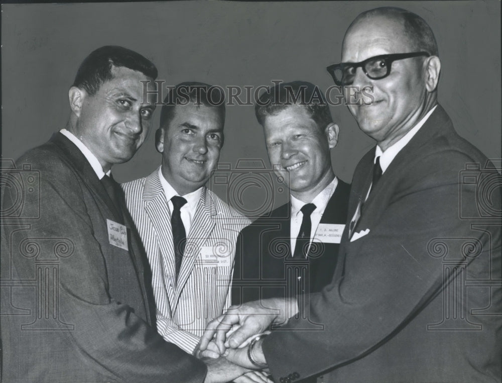 1966, Gathering of Methodist Laymen in Spotlight - abno04187 - Historic Images