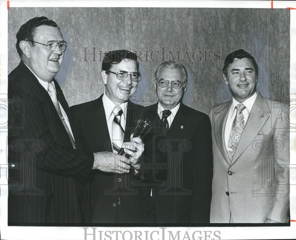 1976, Members of the Birmingham Area Board of Realtors - abno04227 - Historic Images