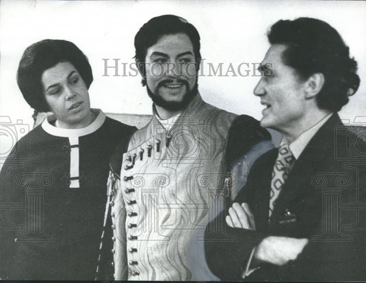 1971, Andrew Gainey, Birmingham South Faculty, & former students - Historic Images