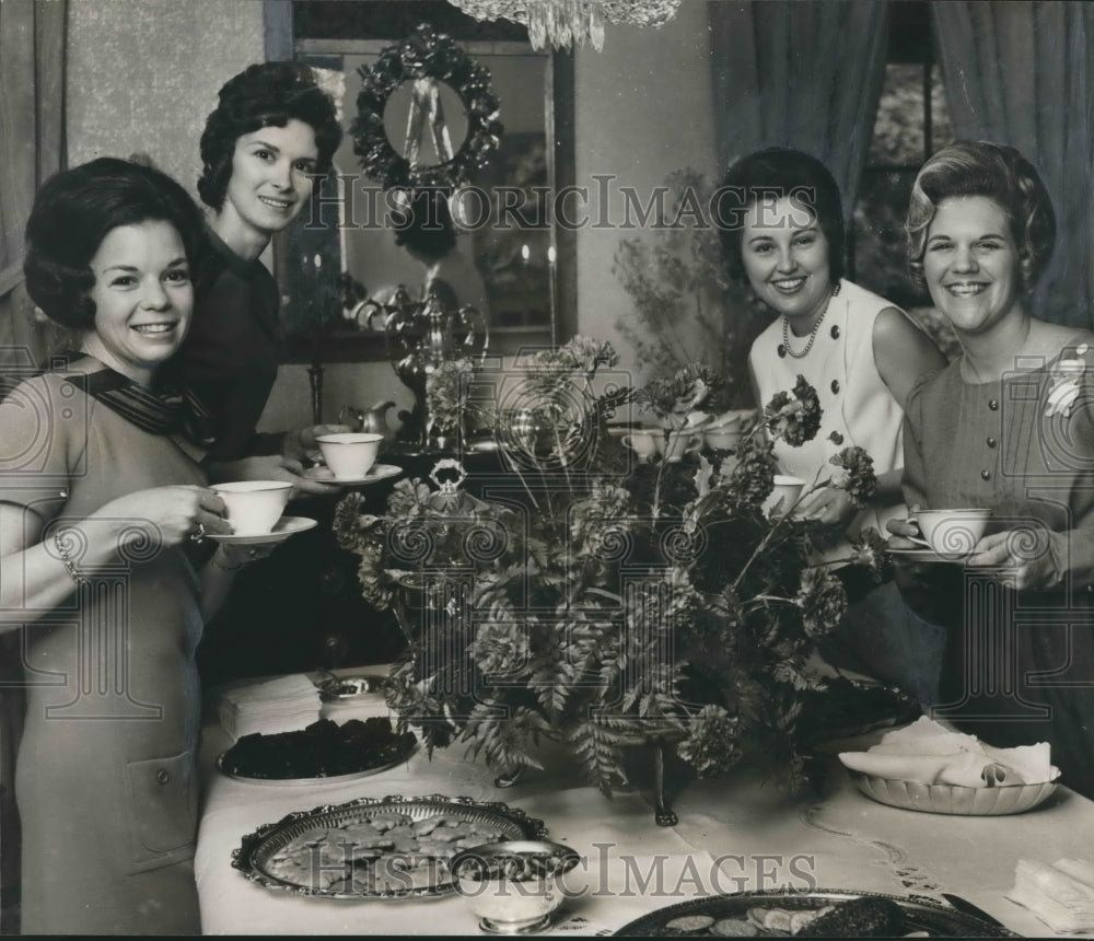 1971, Members of the Service Guild Celebrate with a Holiday Party - Historic Images