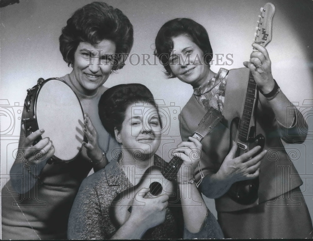 1967, Business and Professional Women's Club of Birmingham Members - Historic Images
