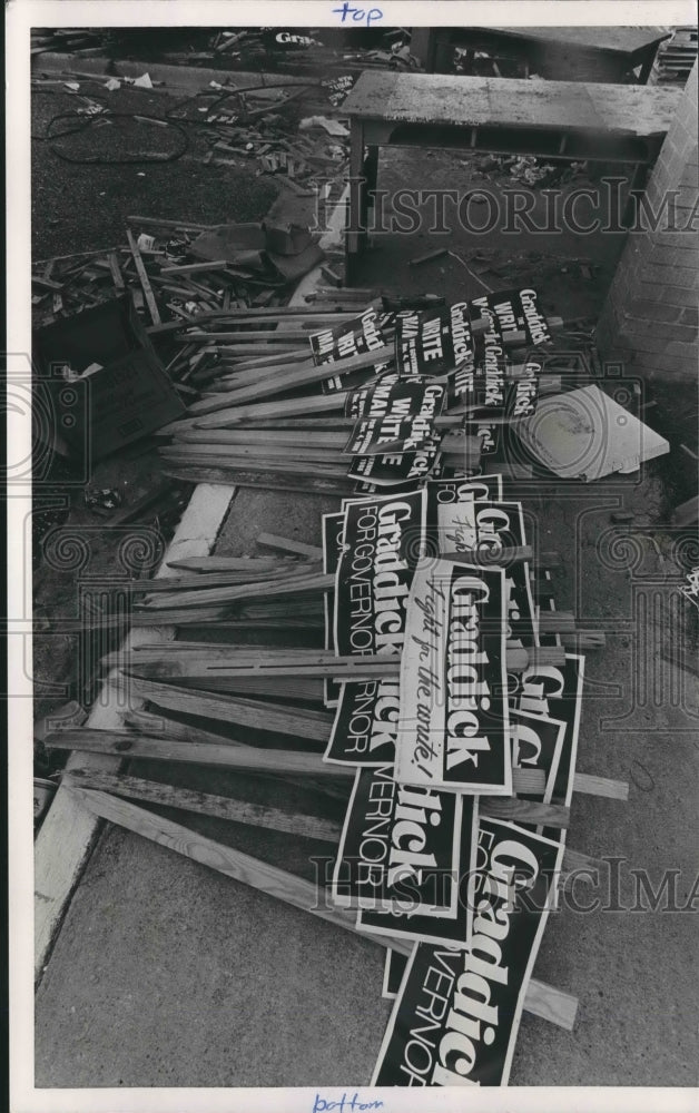 1986, Charles Graddick campaign signs in piles in Montgomery - Historic Images