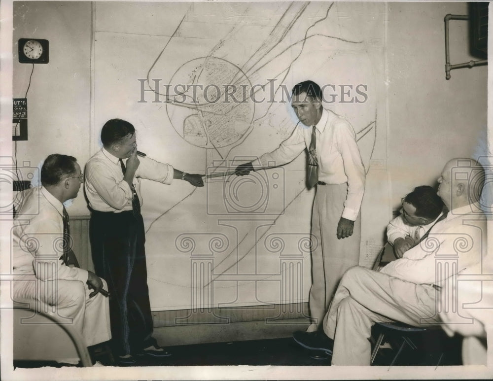 1953, Irondale, Alabama Mayor Hubert Kilgore points to map - Historic Images