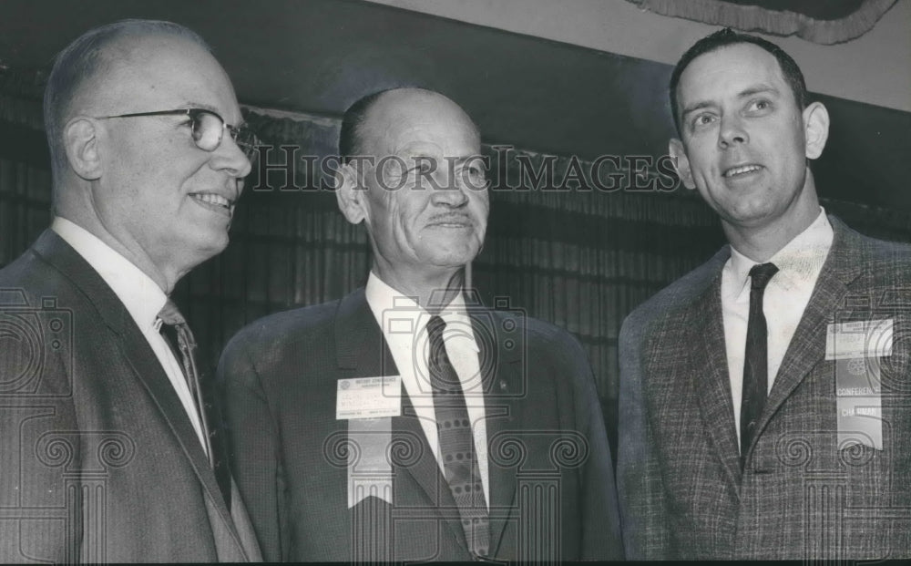 1962 Press Photo Rotary Club - Raymond Hurlbert, Other Conference Officials-Historic Images