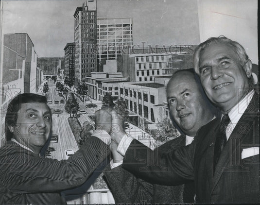 1972, Officials Like Plans For "Birmingham Green" Project - abno04516 - Historic Images