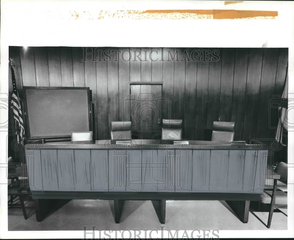 1982, Jefferson County Commission Chambers, Alabama - abno04530 - Historic Images