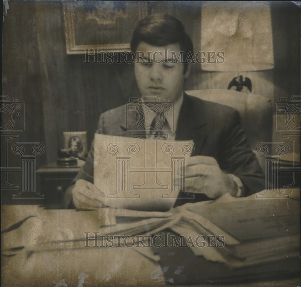 1972, Alabama Lieutenant Jere Beasley at his desk - abno04556 - Historic Images