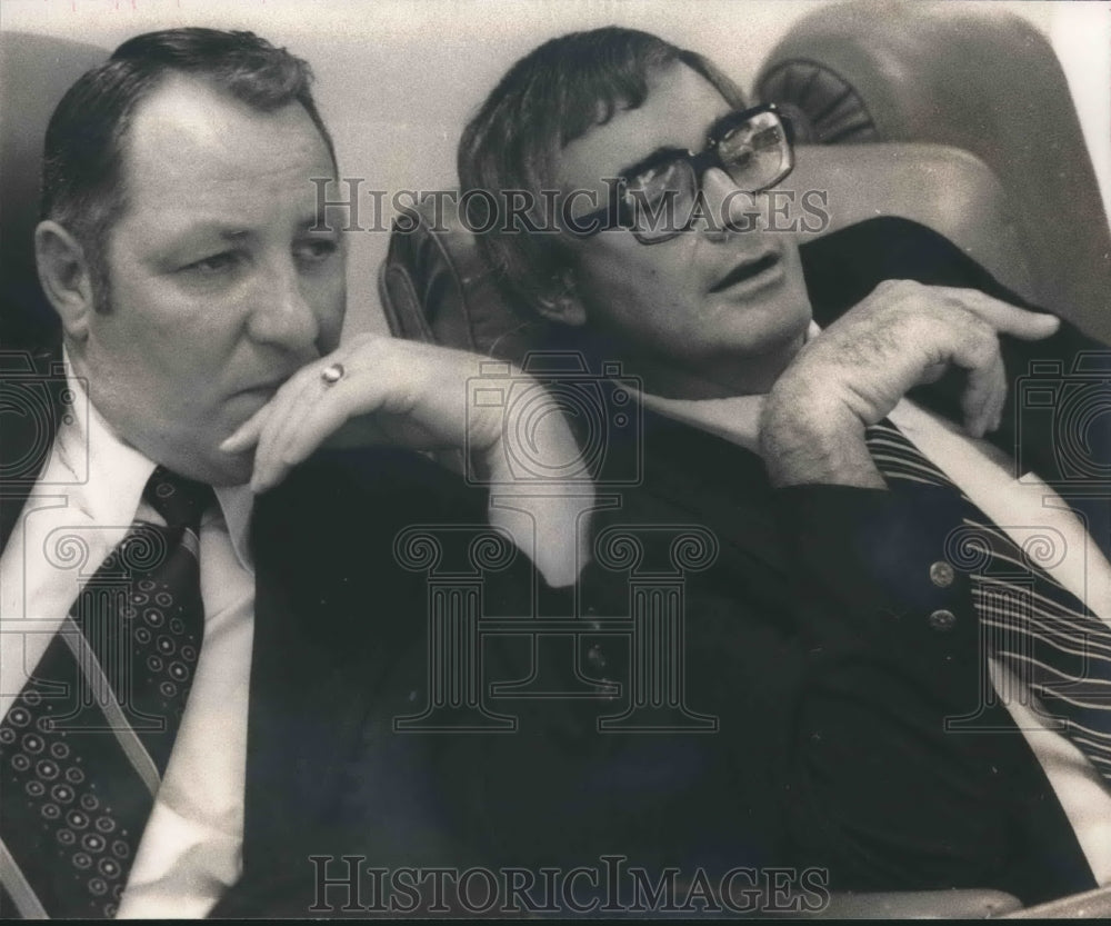 1975 Press Photo Alabama politician Kenneth Hammond &amp; attorney Carl Evans - Historic Images