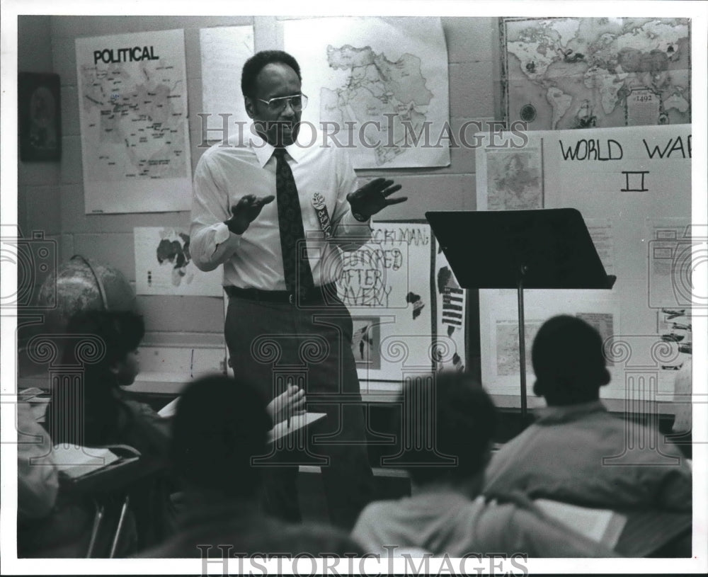 1992, Cleveland Hammonds teaching at W.J. Christian School - Historic Images