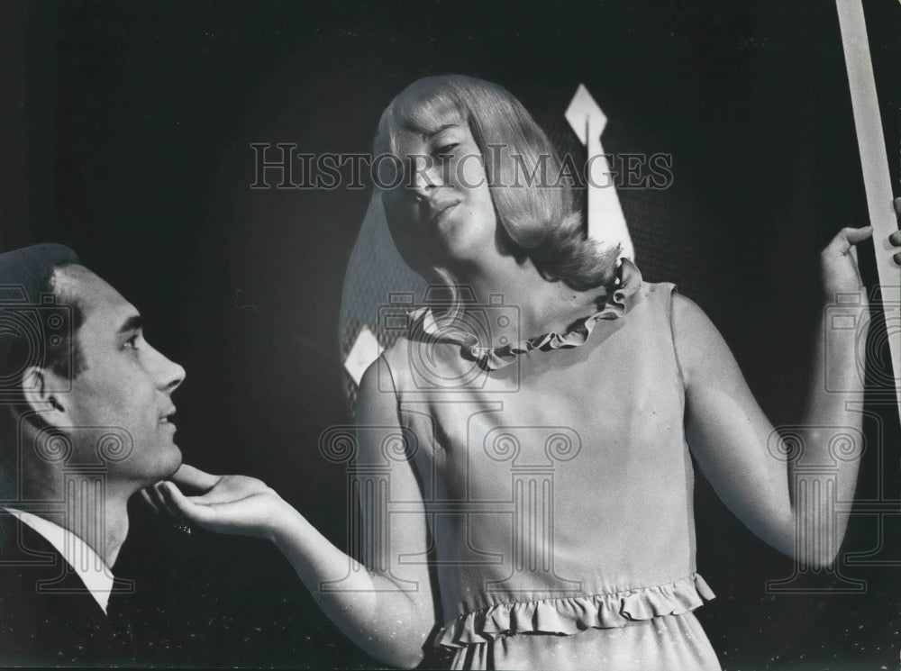 1965, Local Actress Ceil Jenkins, Bob Tatum in "Cindy", Alabama - Historic Images