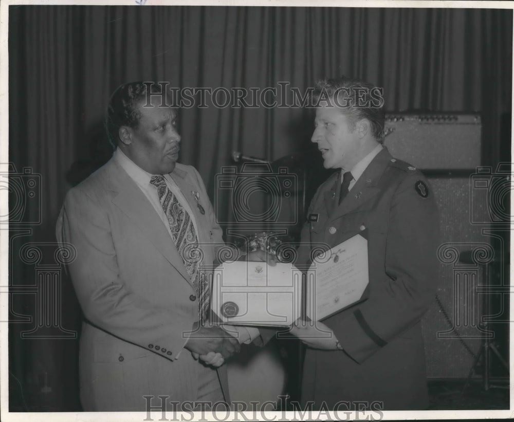 1971, CW04 Nathan Hundley Retires From Army, Alabama - abno04741 - Historic Images