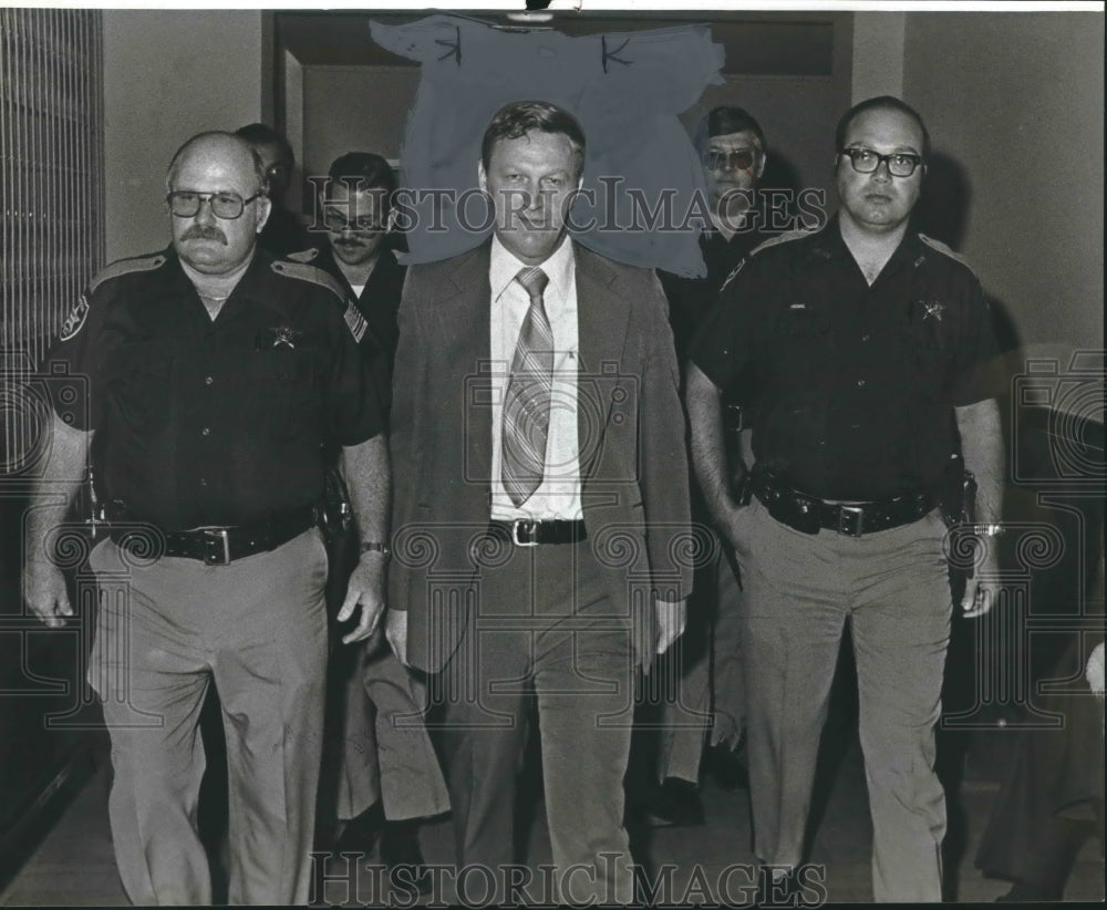 1979 Thomas Fullman, Murder Suspect and Former Bessemer Policeman - Historic Images