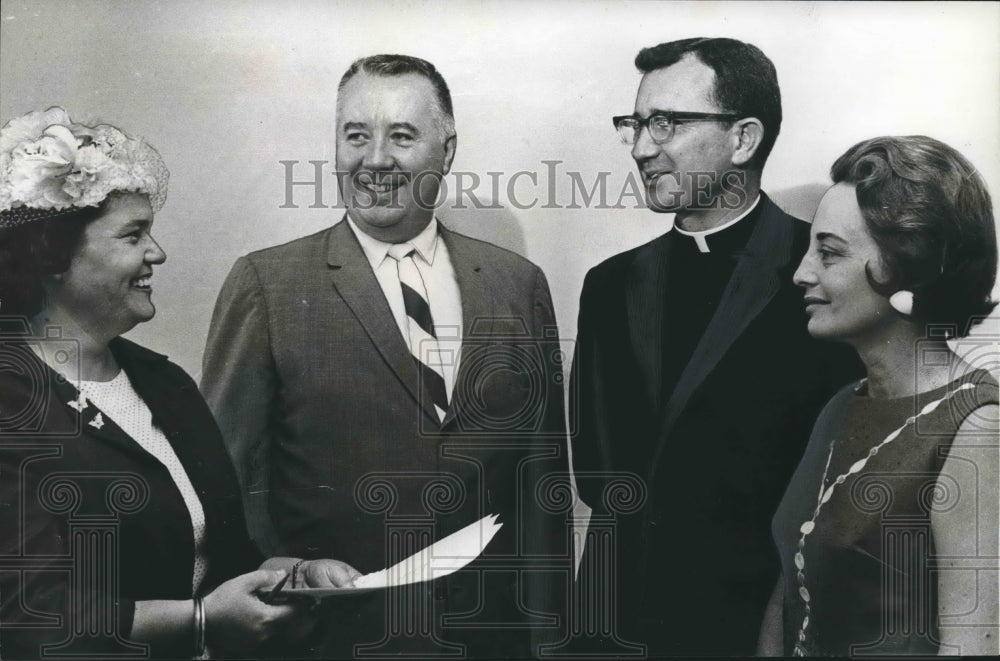 1965, Attendees at Parent-Teacher Association Workshop - abno04900 - Historic Images