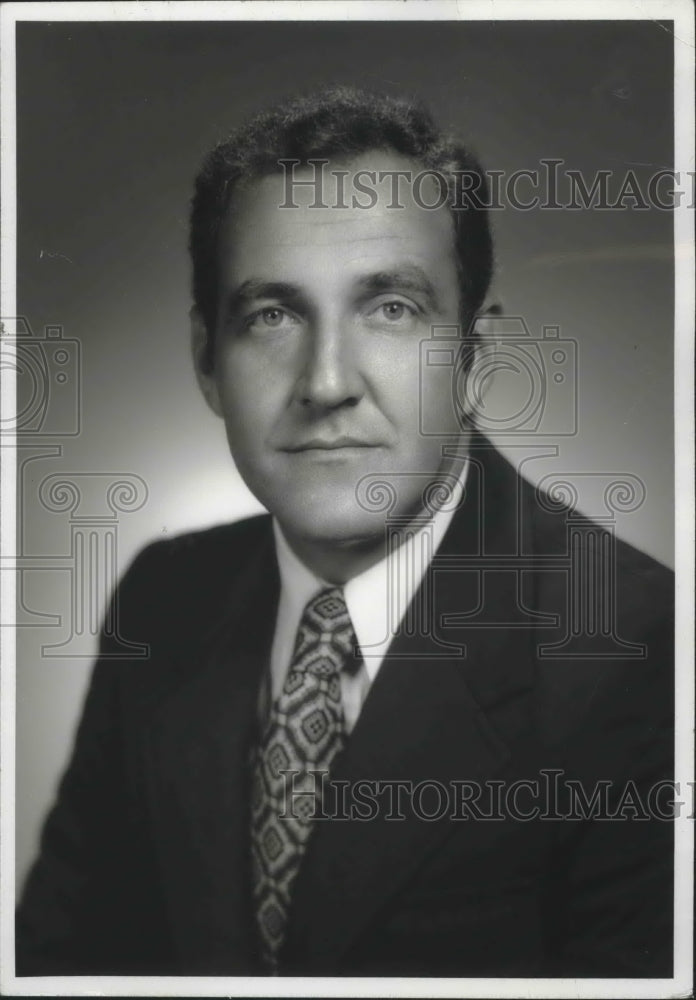 1974 Press Photo Roy Gilbert, Executive, Southern Bancorp - abno05084 - Historic Images