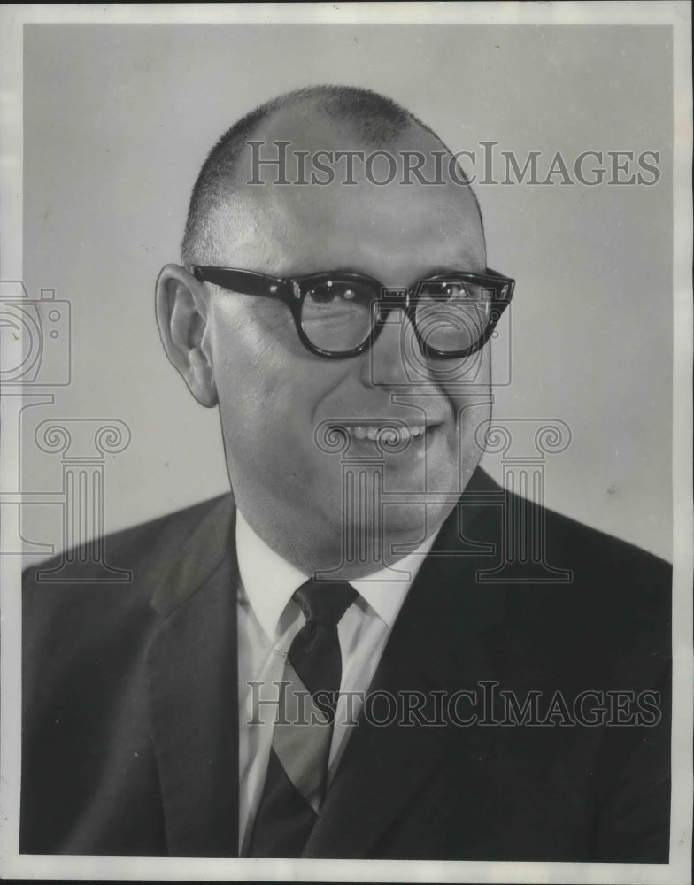 1966 Press Photo C.B. Fulton, Jr., Center Point Merger Comm. Head - abno05117 - Historic Images