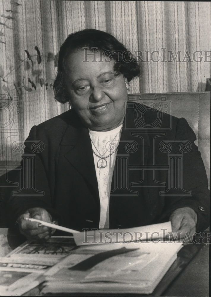 1984 Mrs. A. G. Gaston (Minnie), Birmingham Businesswoman - Historic Images