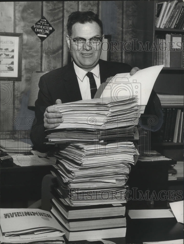 1966, Robert S. Crowder Birmingham Area Chamber of Commerce at desk - Historic Images