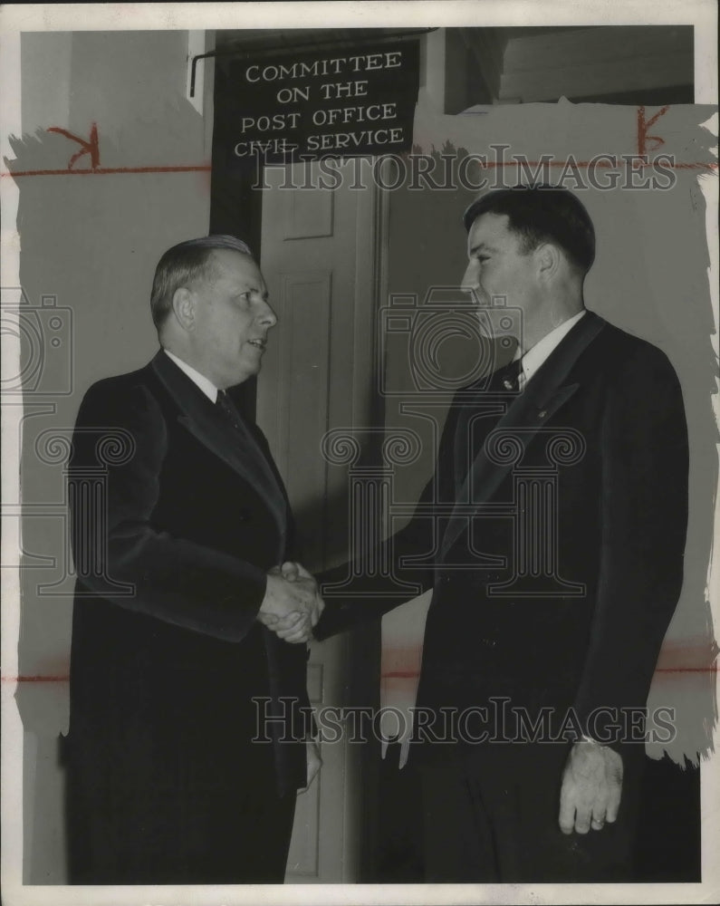 1948 Press Photo Politicians Jesse Donaldson and Laurie Battle at Civil Service - Historic Images