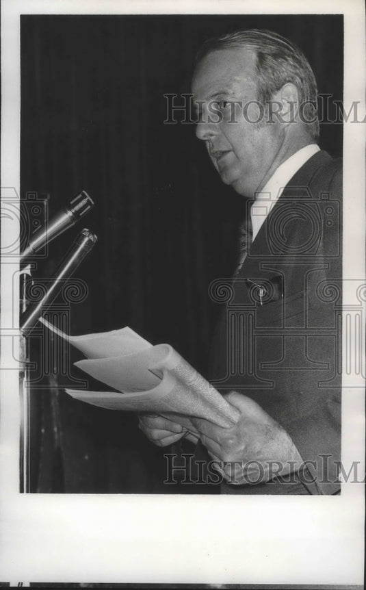 1975 Press Photo J.N. Holt-Birmingham, AL Attorney & Legal Aid Society President - Historic Images
