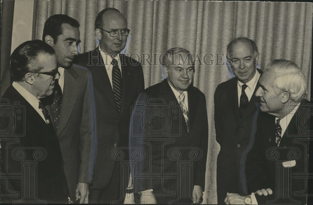 1973 Press Photo Mayor George Seibels with airline executives - abno05913 - Historic Images