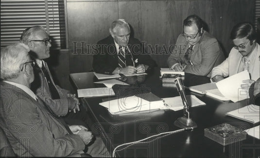 1974, Birmingham Mayor George Seibels & aides listen to complaints - Historic Images