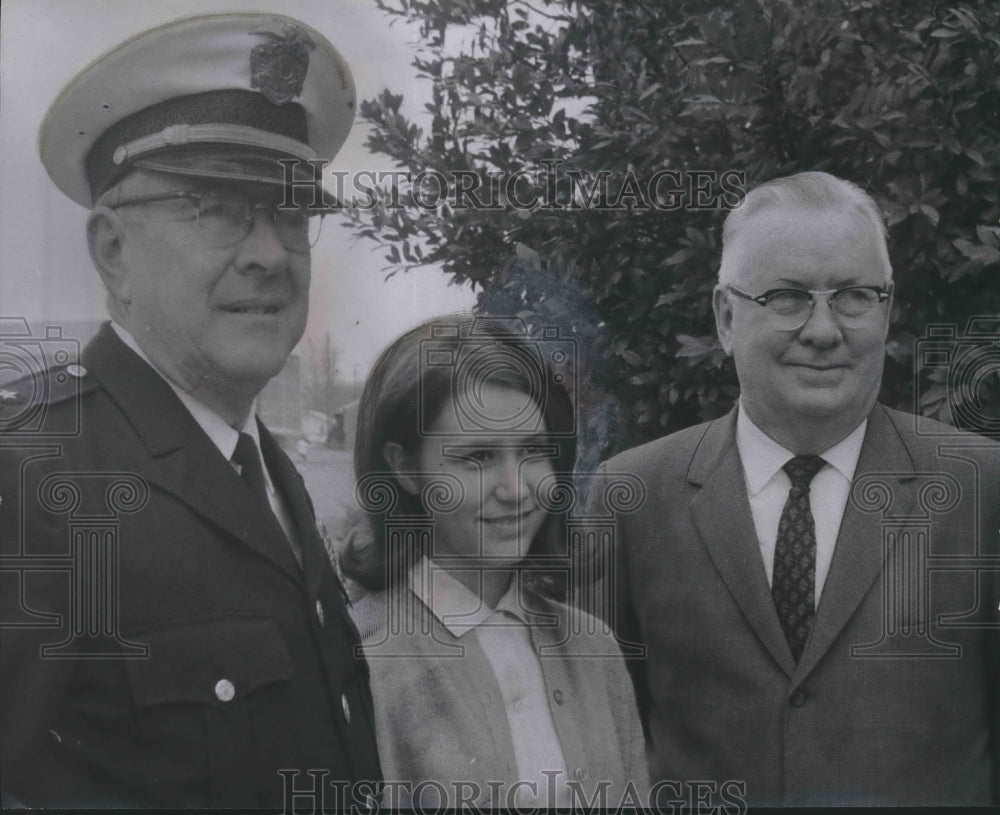 1966, L.D. Head, Pat Raney, Chief C.V. Sellers, Tarrant City - Historic Images