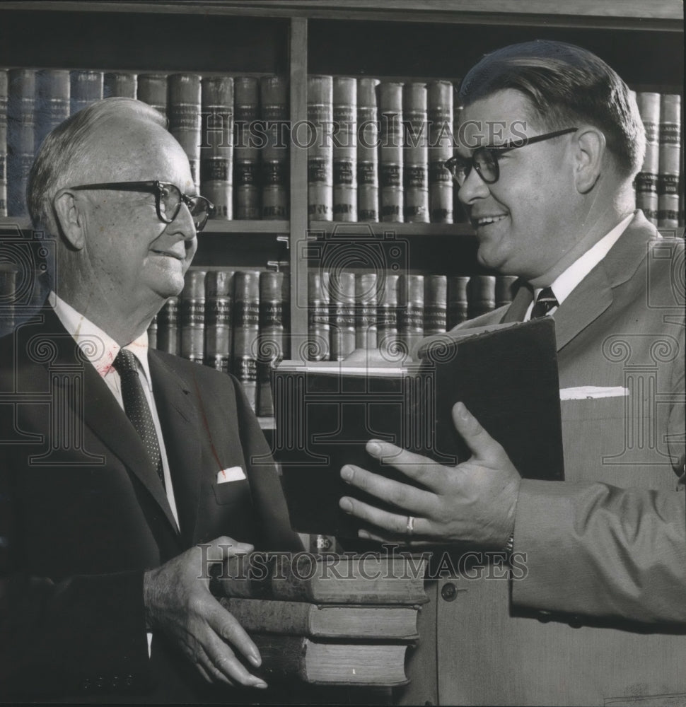 1965 Kirkman O'Neal, O'Neal Steel, Donates Rare Books to Library - Historic Images