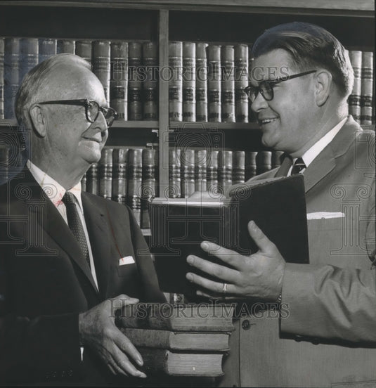 1965 Kirkman O'Neal, O'Neal Steel, Donates Rare Books to Library - Historic Images