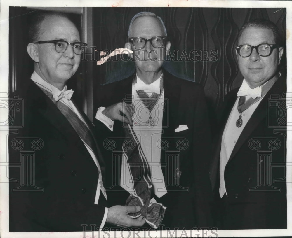 1969 M. Camper O'Neal, Deputy Governor, Society of Colonial Wars - Historic Images