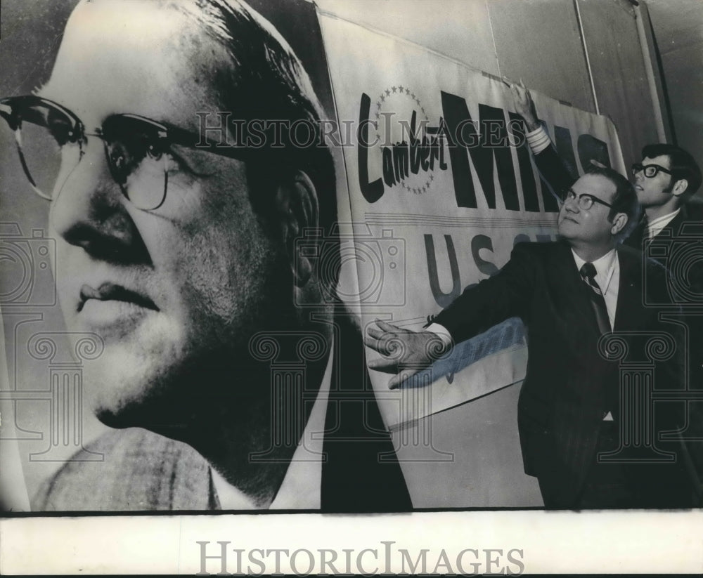 1972 Senate candidate Lambert Mims launches race for U.S. Senate - Historic Images