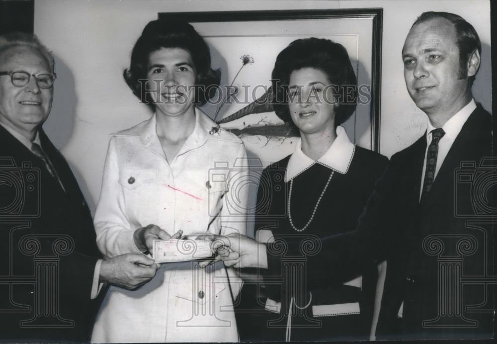 1971, Check Presented to Florence State University by Dental Society - Historic Images