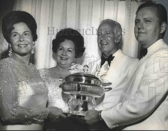 1979, Guests at the president's ball at Green Valley Country Club - Historic Images