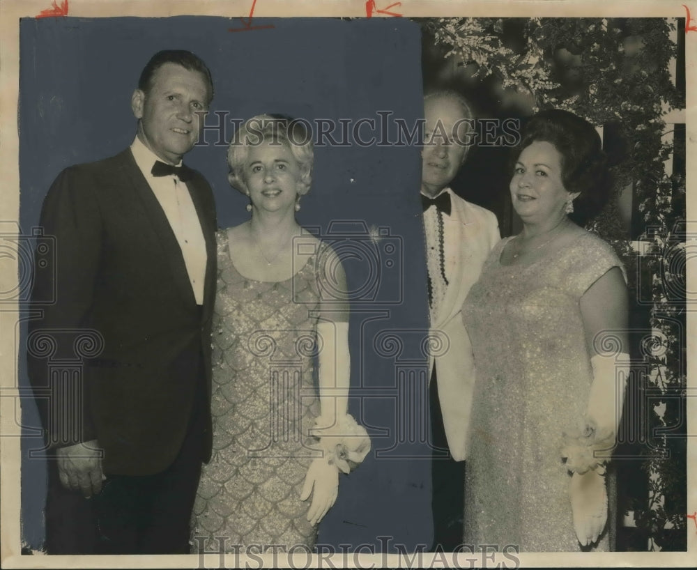 1969 Press Photo Green Valley inaugural ball for new president, John Norton - Historic Images