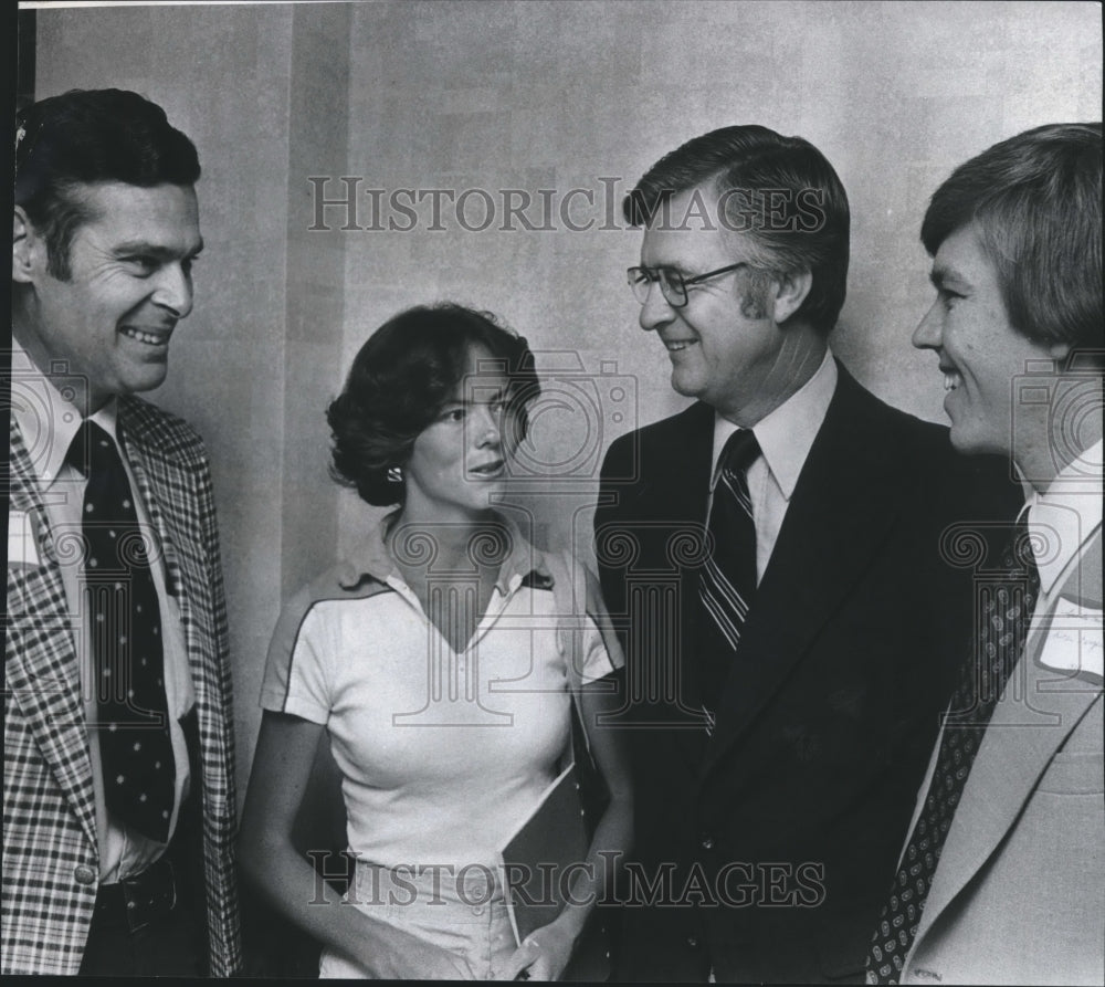 1978, Speakers at the University of Alabama&#39;s Sports Medicine Clinic - Historic Images