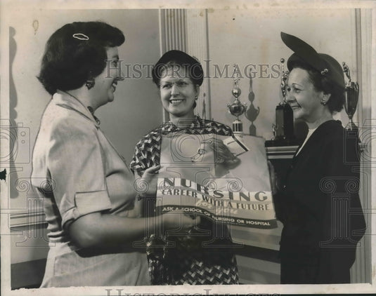 1958, Recruiting committee for the Alabama League of Nurses - Historic Images