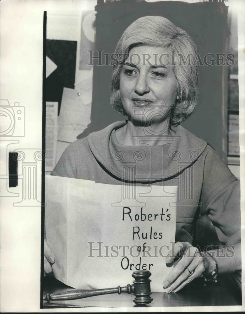 1974, Reverend Julia Simmons, moderator of the Birmingham Presbytery - Historic Images