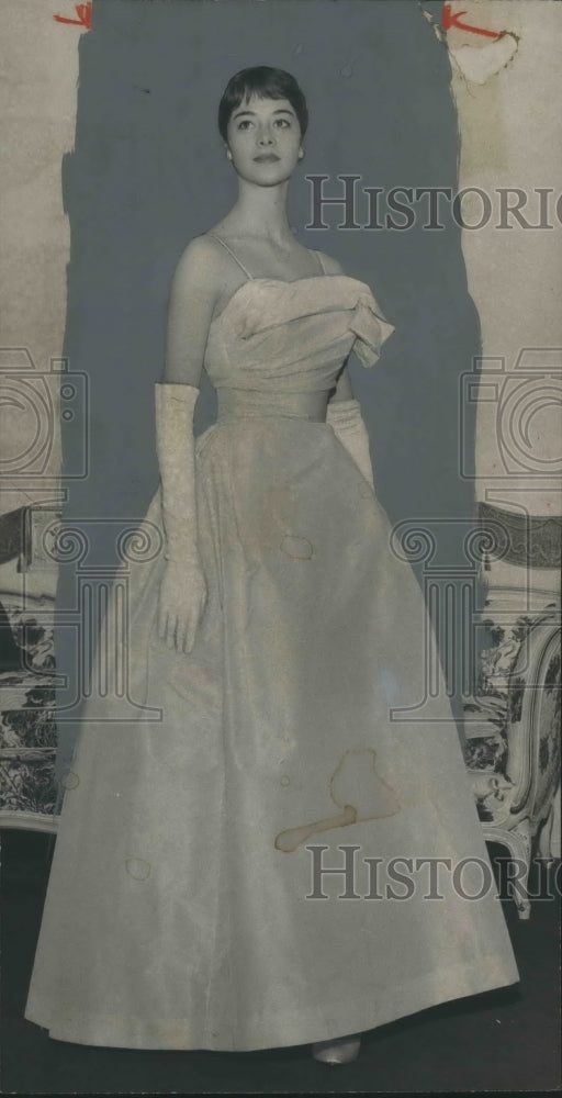 1961, Dancer Lalla Dennis - abno06620 - Historic Images