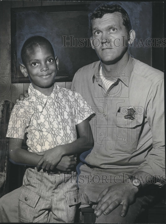 1972, H.F. Harris, Birmingham Fireman saved Charles from burning home - Historic Images
