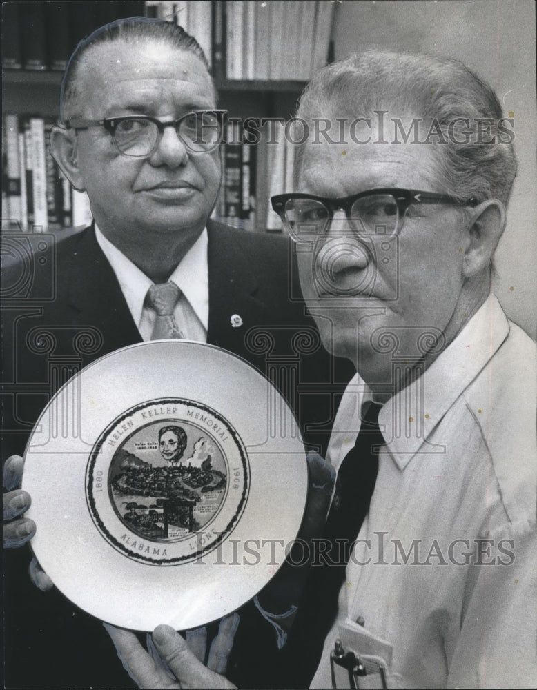 1971 J. Barton, Tom Harper, Alabama Lions Club, commemorative plate-Historic Images