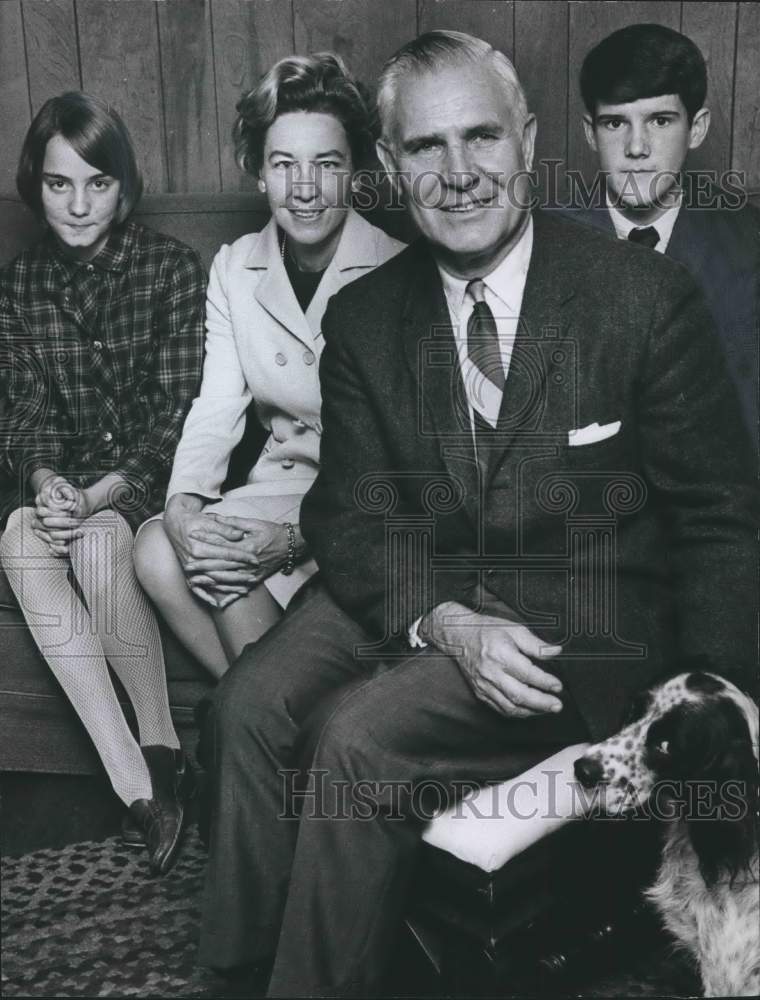 1967, George Seibels, Candidate for Birmingham Mayor, with Family - Historic Images