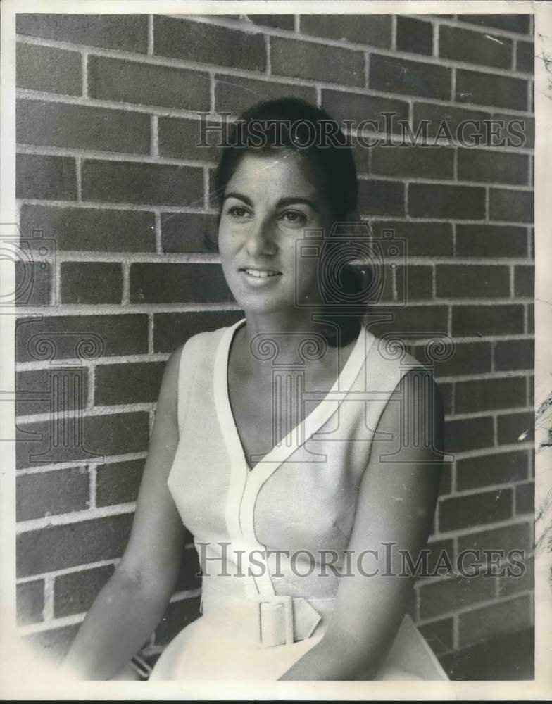 1970 Mrs. Richard Osband, Clubwoman - Historic Images