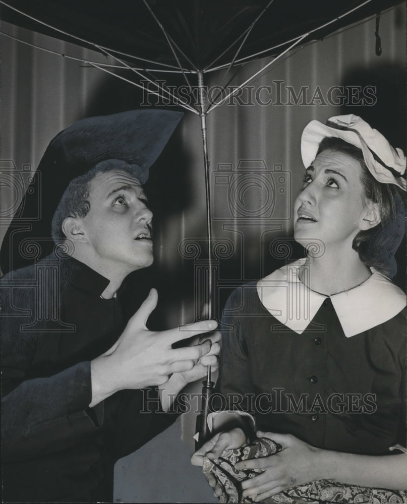 1965, Ronald Worstell and Sylvia Hutchison in &quot;Barber of Seville&quot; - Historic Images