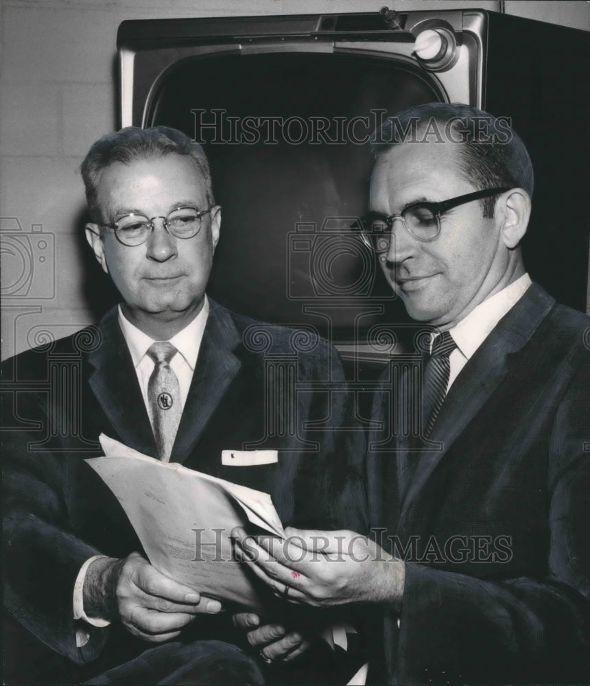 1961, William Geer, Curtis Kendall of Alabama Bankers Association - Historic Images