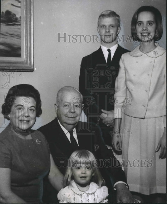 1967, Mr. and Mrs. Lee Walthall Jr with Mrs. Ray Noojin, Others - Historic Images