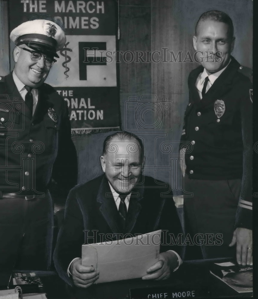 1965, Sergeant J. L. Rhodes with Others, Police aid March of Dimes - Historic Images