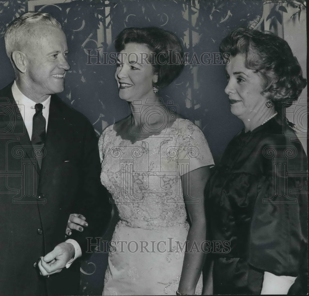 1962, Hostess Miss Eleanor Kidd with Dr. and Mrs. Ralph McClung - Historic Images