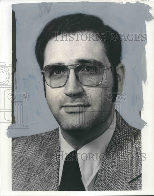 1975 Steven L. Jacobs, Assistant Rabbi, Temple Emanu-El, Birmingham - Historic Images