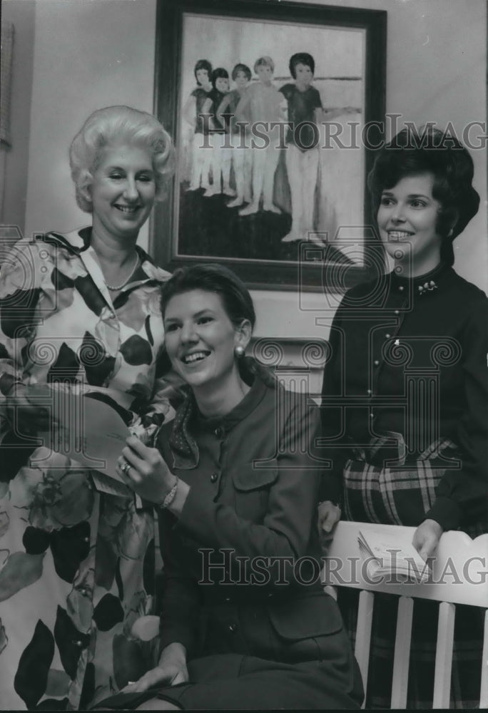 1972, Mrs. Henry C. Mabry, Jr. and Others plan Ballet Reception - Historic Images