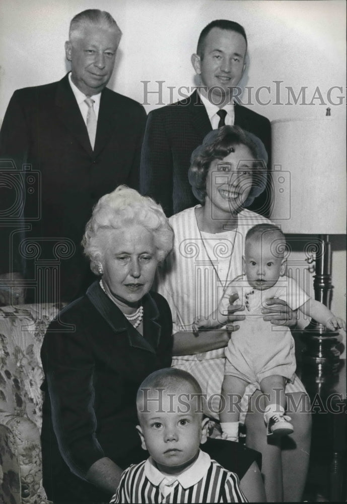 1964, Mr. and Mrs. Robert Palmer with family in Birmingham, Alabama - Historic Images